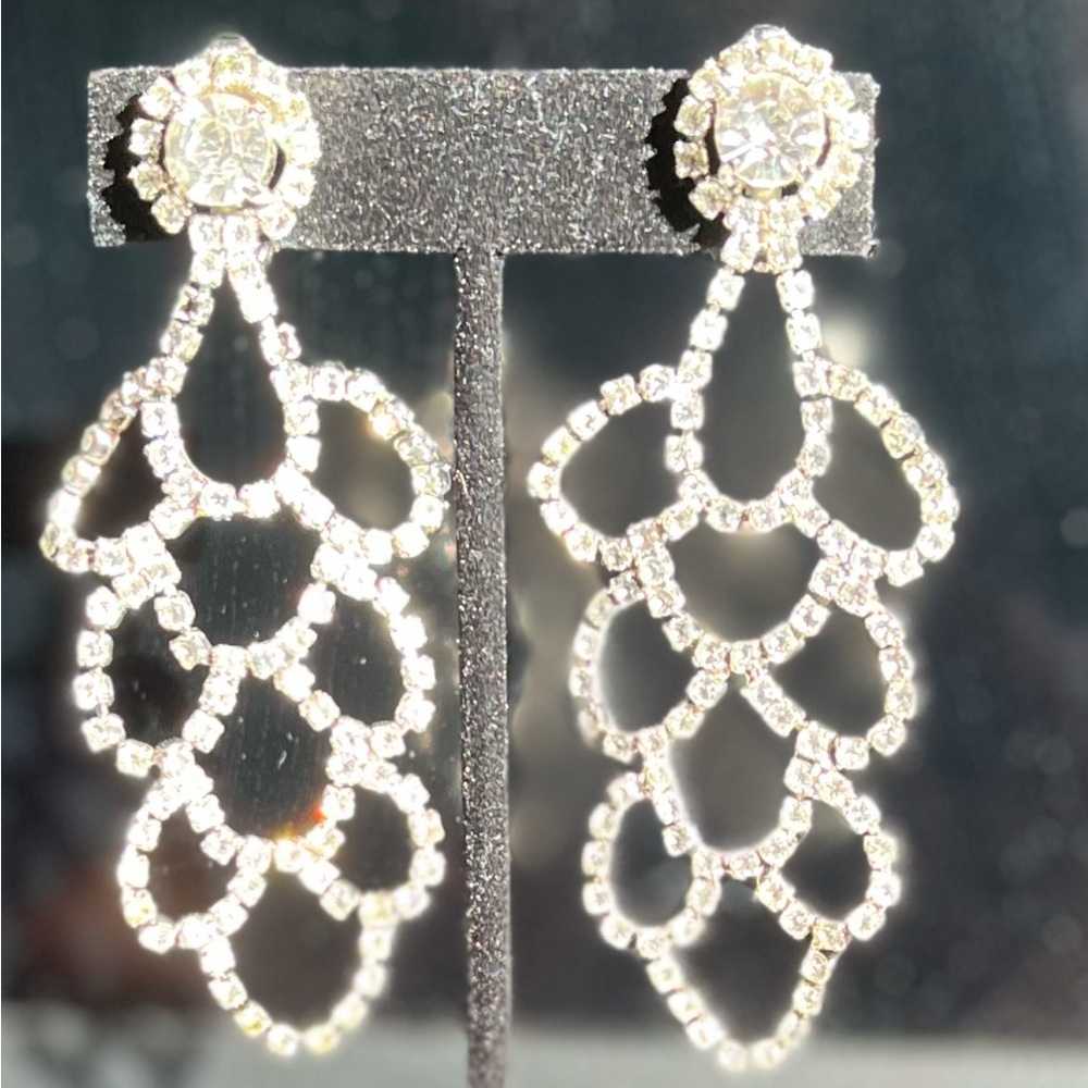 Dangle Rhinestone Earrings